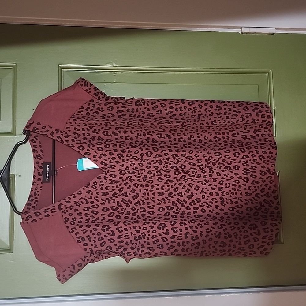 Fortune and Ivy maroon lepord print blouse
